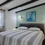 House Silvano By Guide * 보드냔