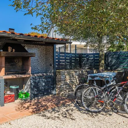 Villa House Silvano By Guide *