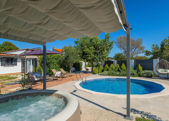 House Silvano By Guide Villa