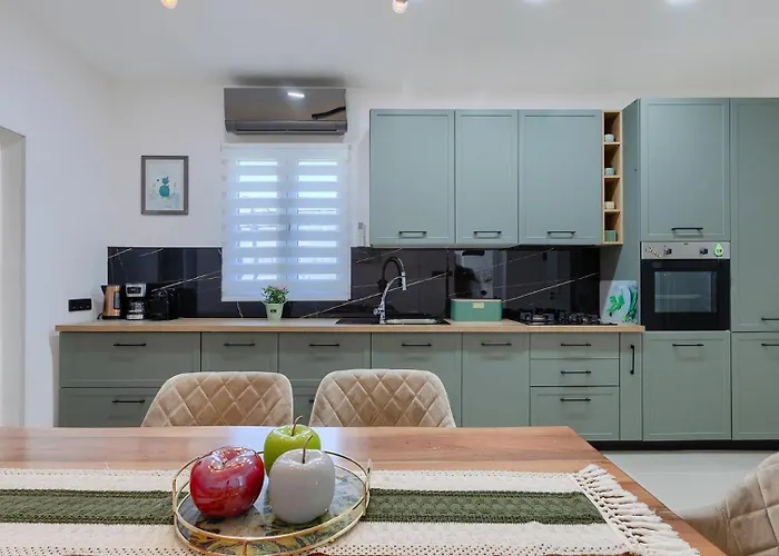 House Silvano By Guide Villa